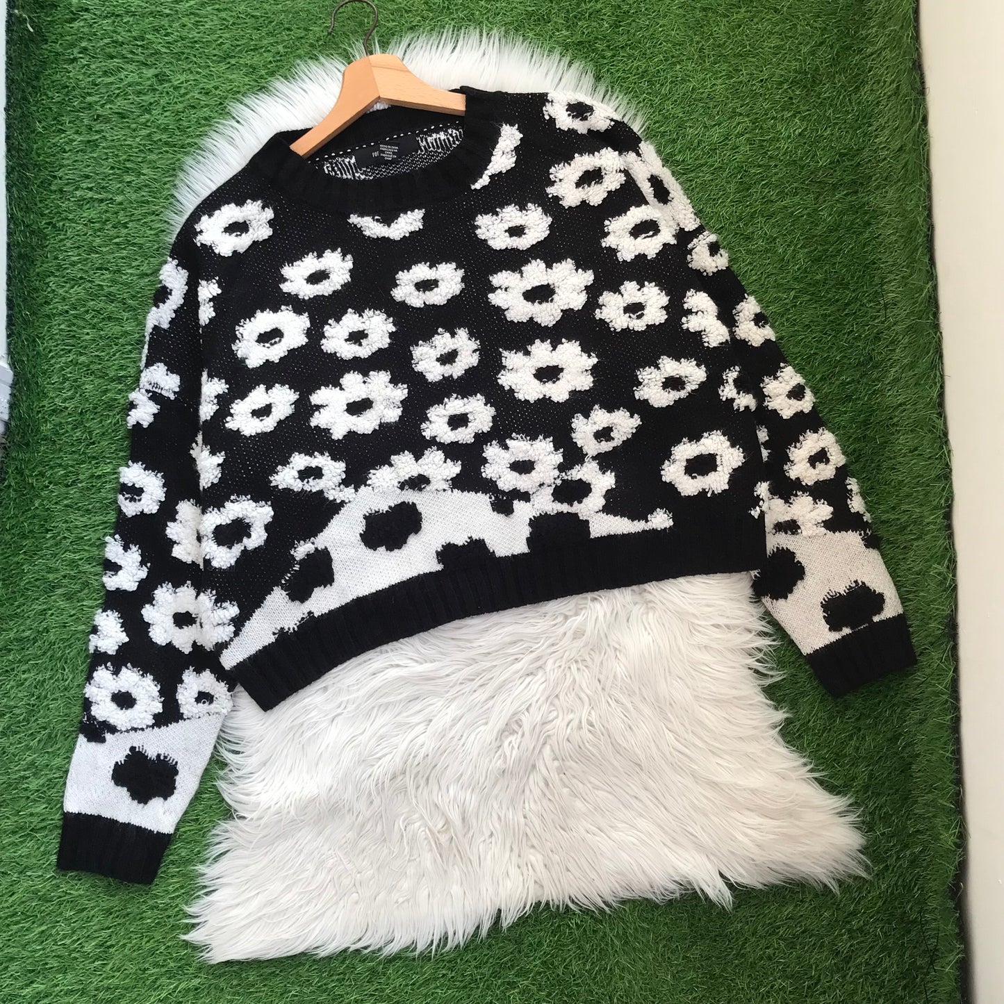 Forever 21 Sweater