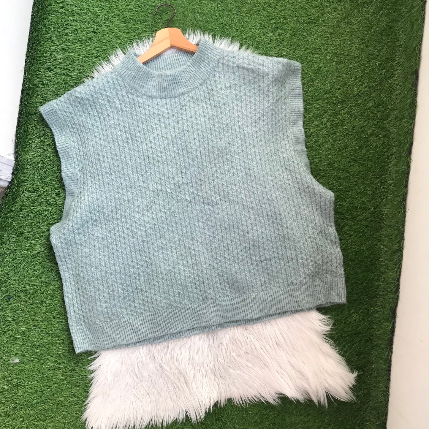 Vest sweater