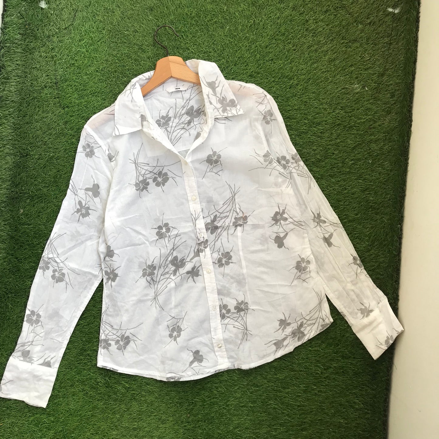 Hnm button down