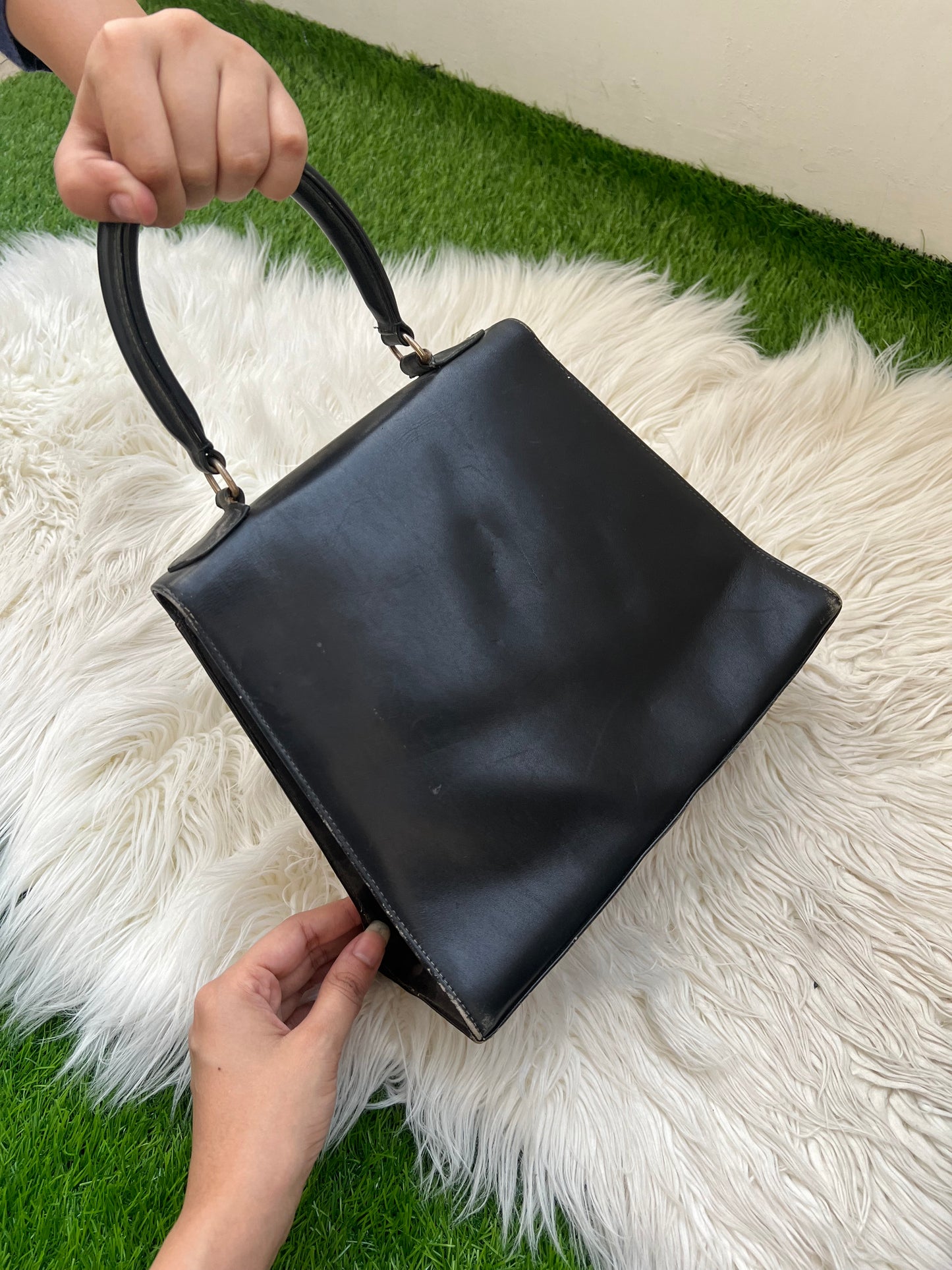 Hand bag