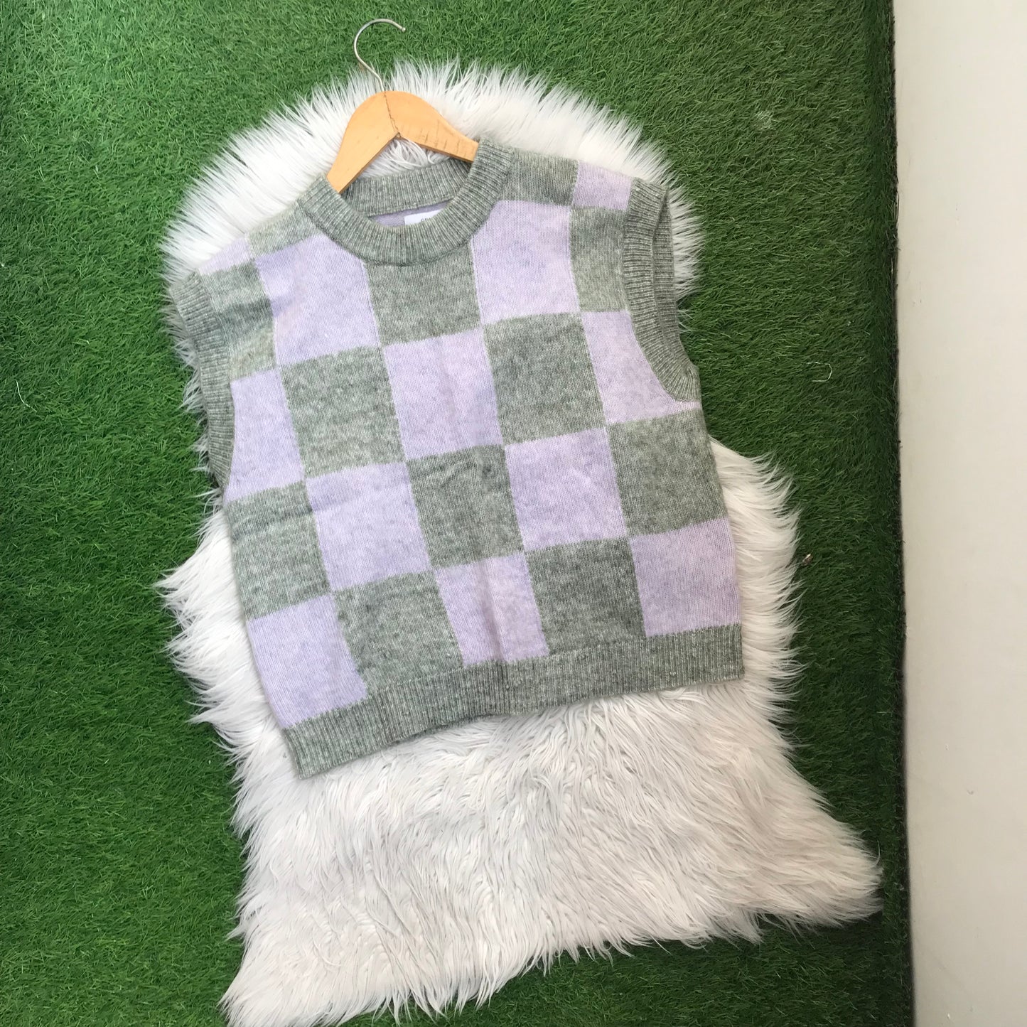 Vest sweater