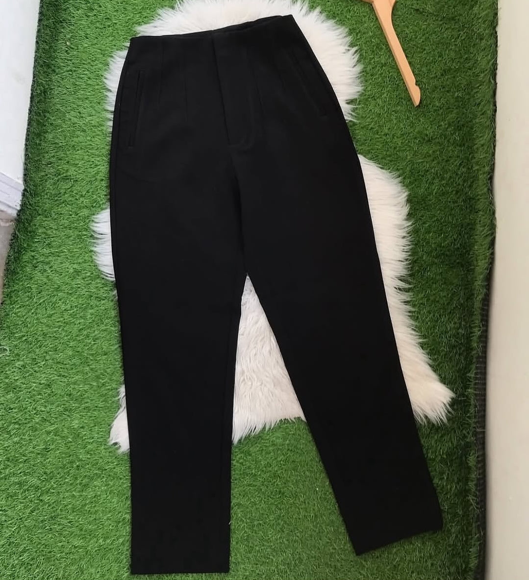 Zara black pants S