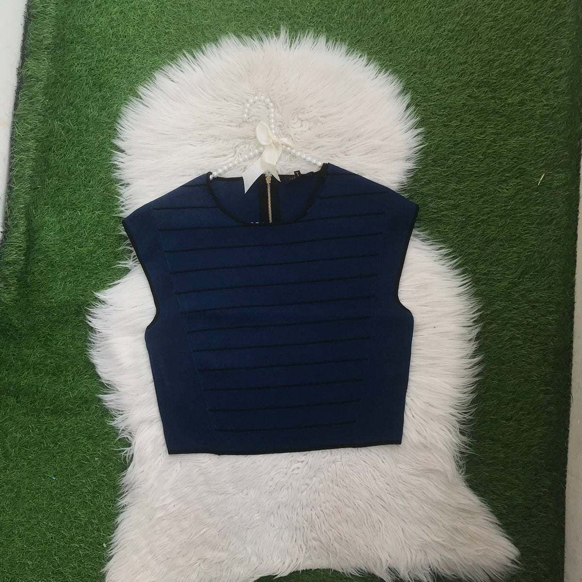 Vest sweater