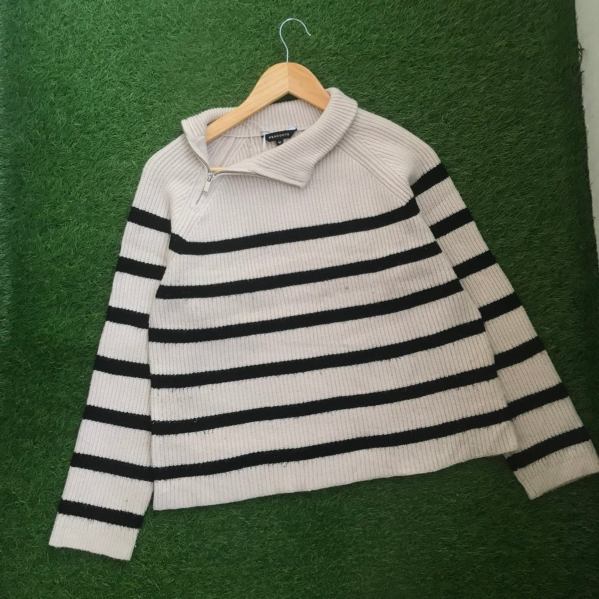 Zipper sweater