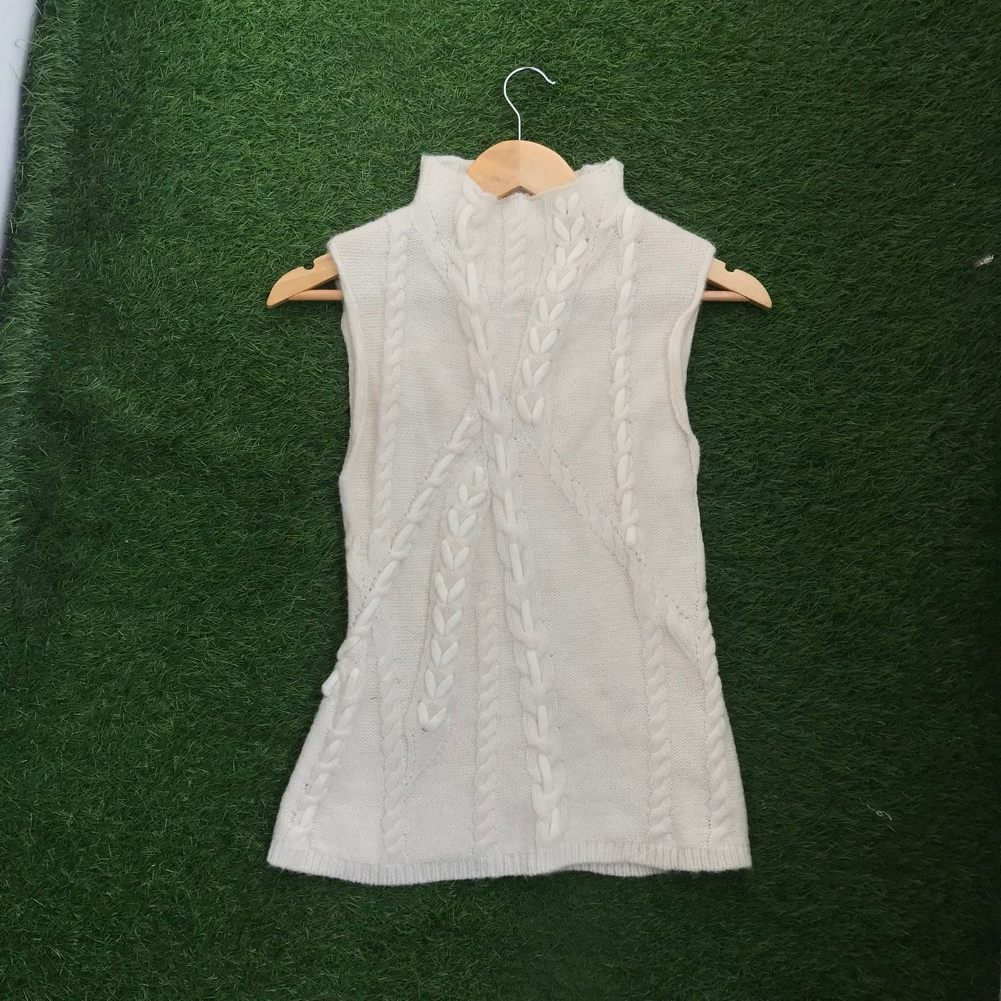 Zara vest sweater