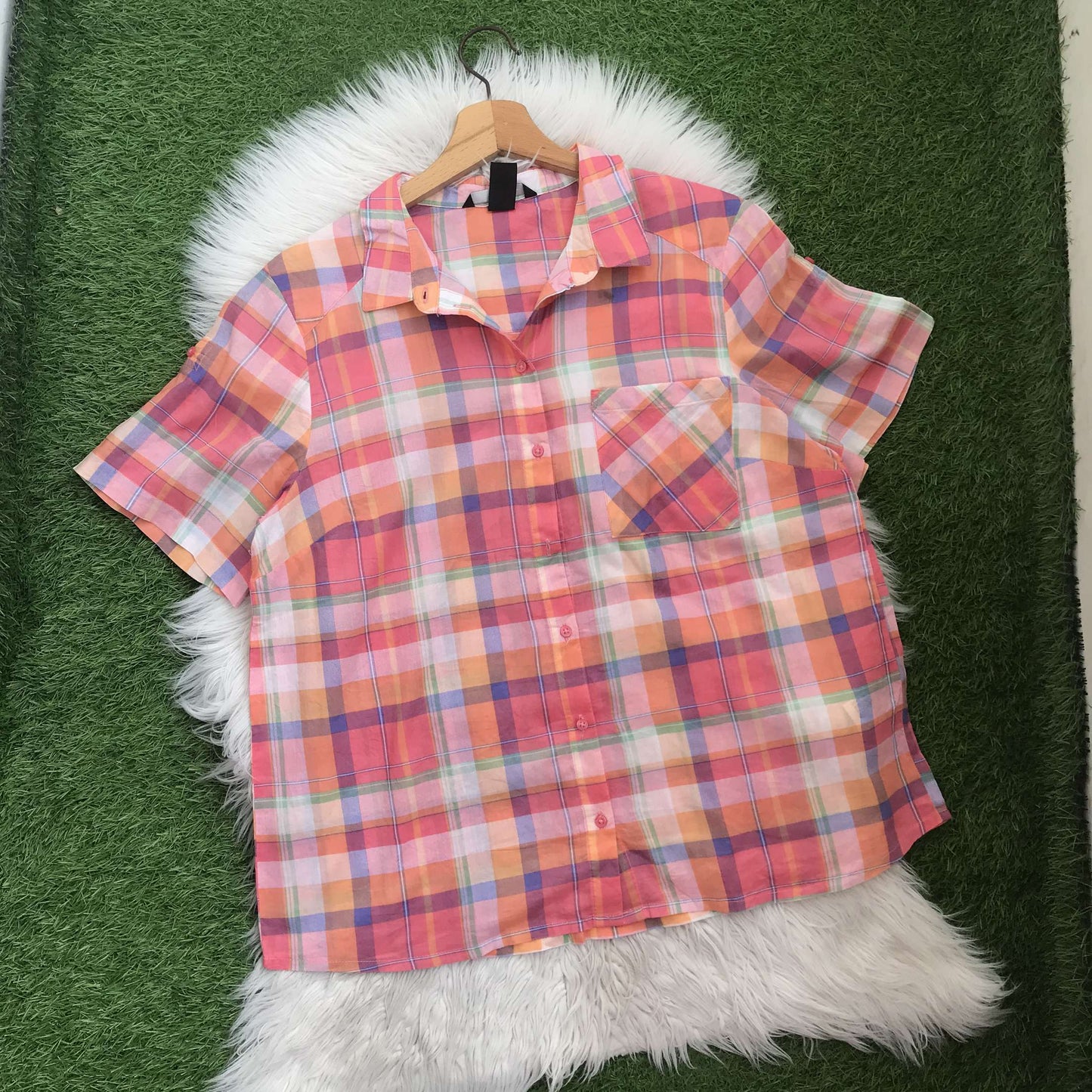 HnM button down