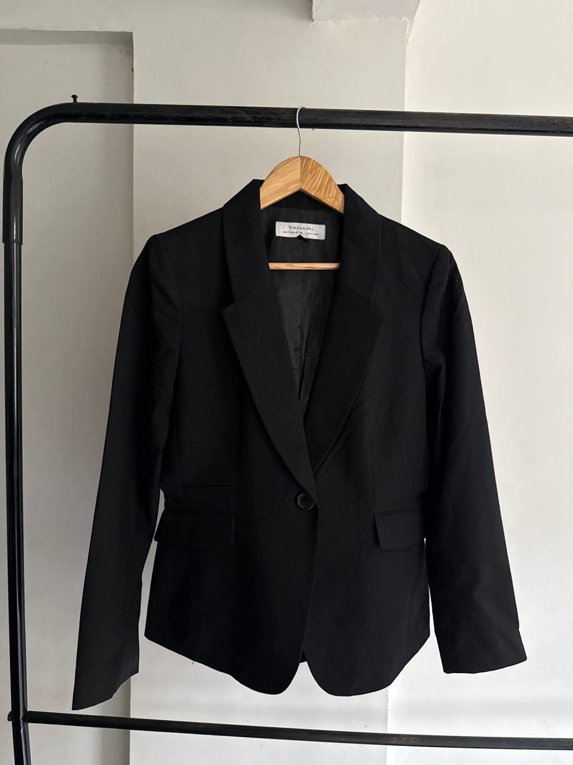 Tahari Blazer