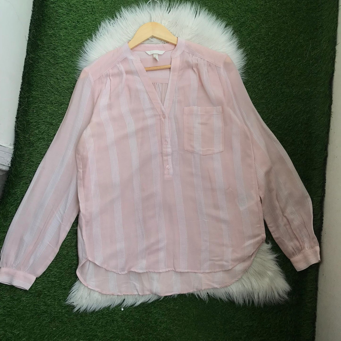 HnM button down