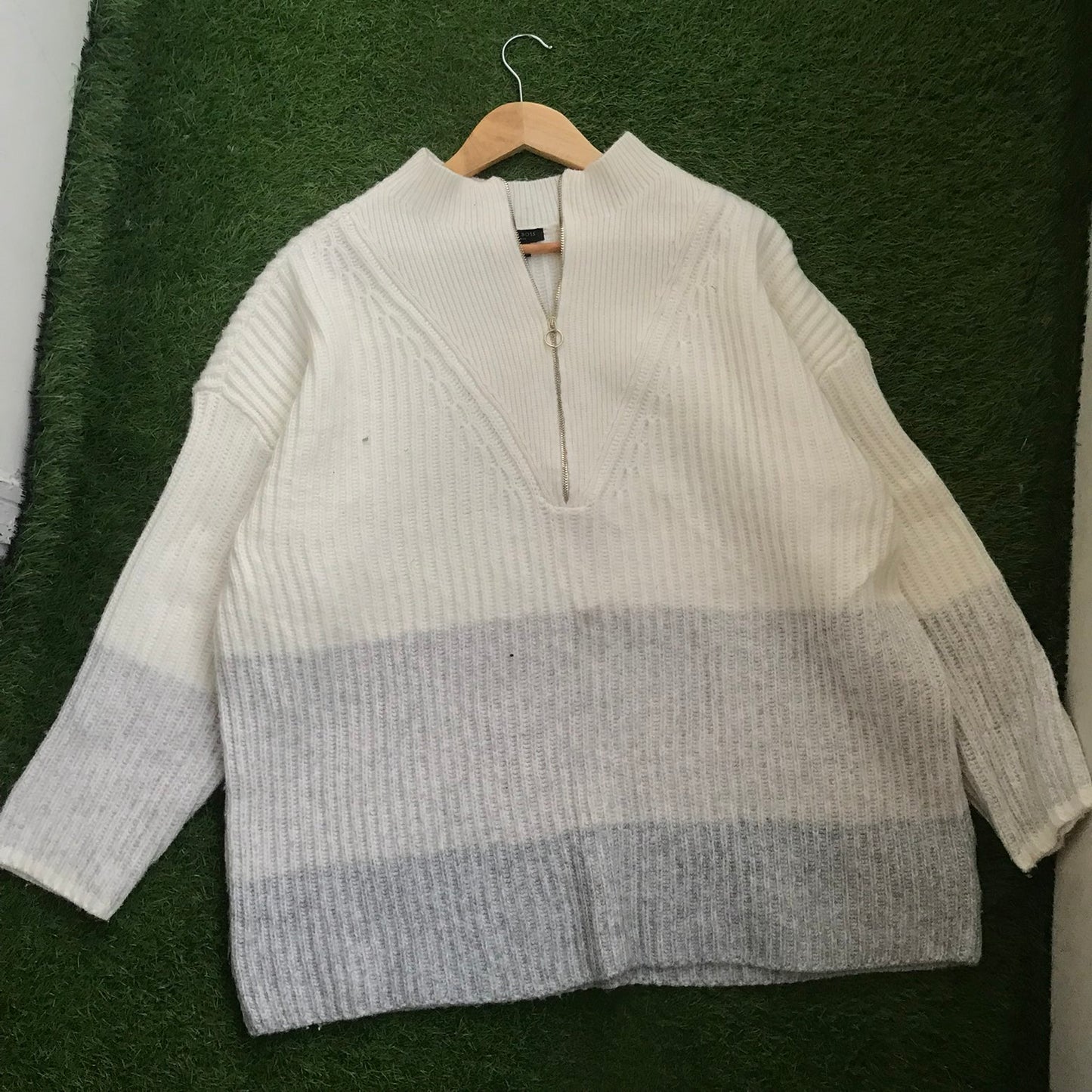 Zipper sweater✨