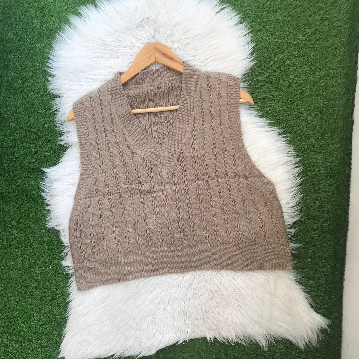 Vest sweater