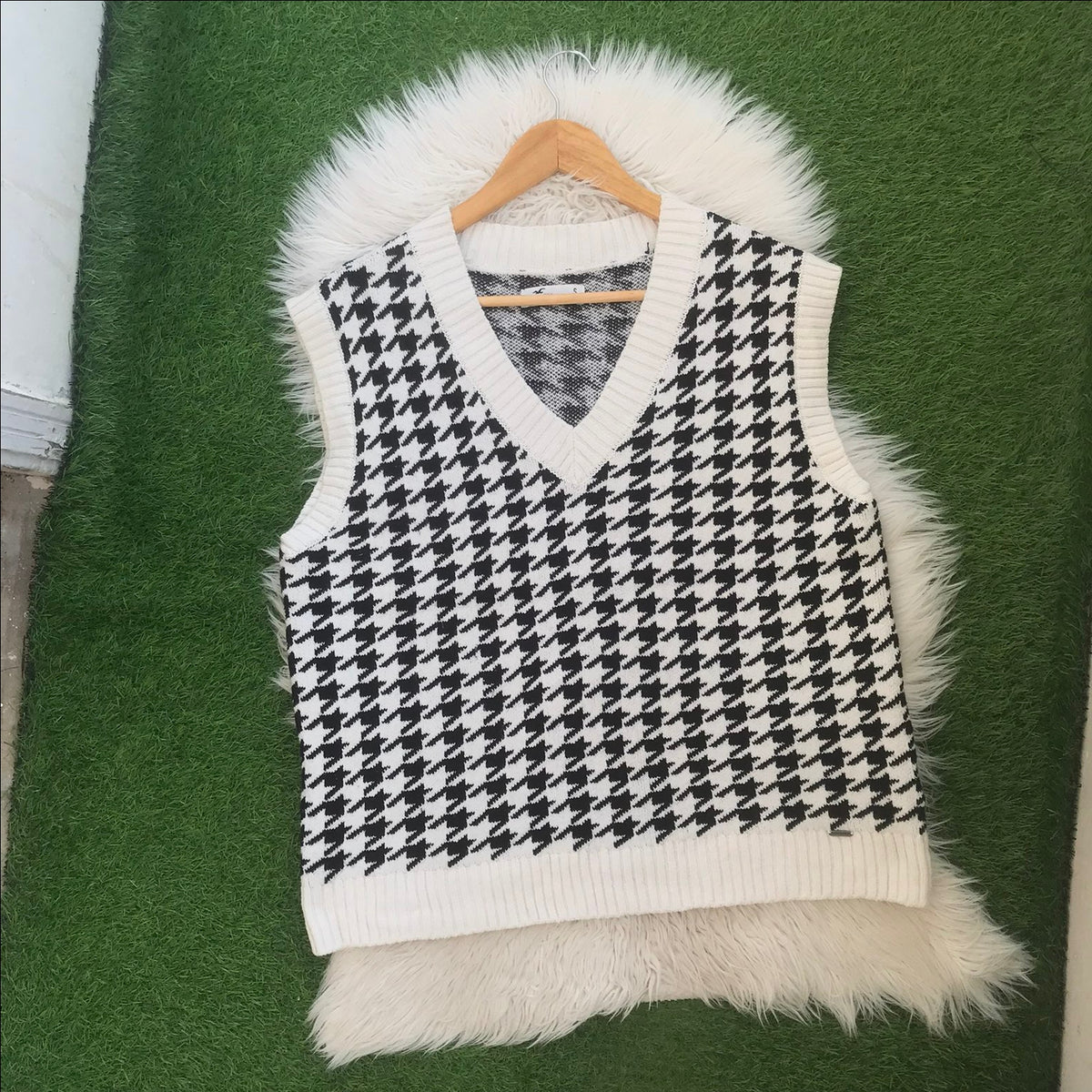 Hollister Vest