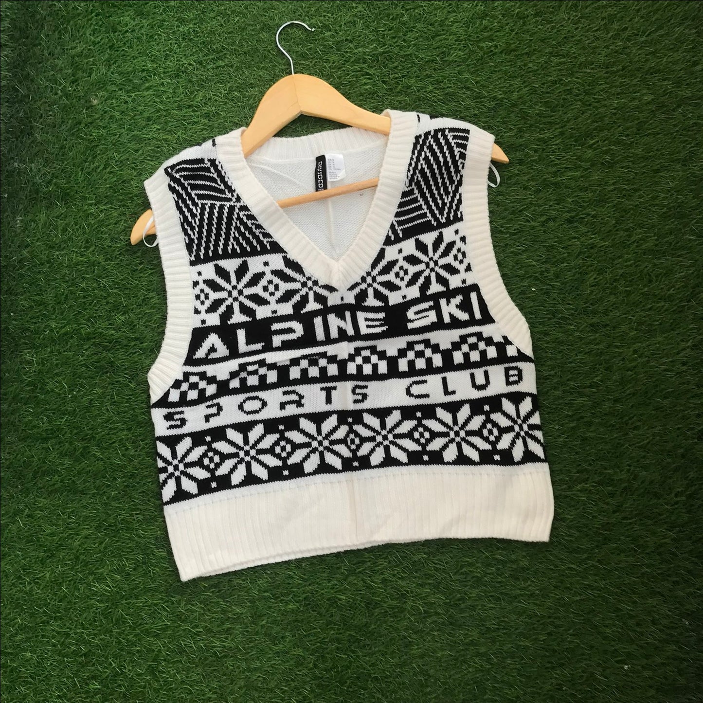 HnM vest sweater✨