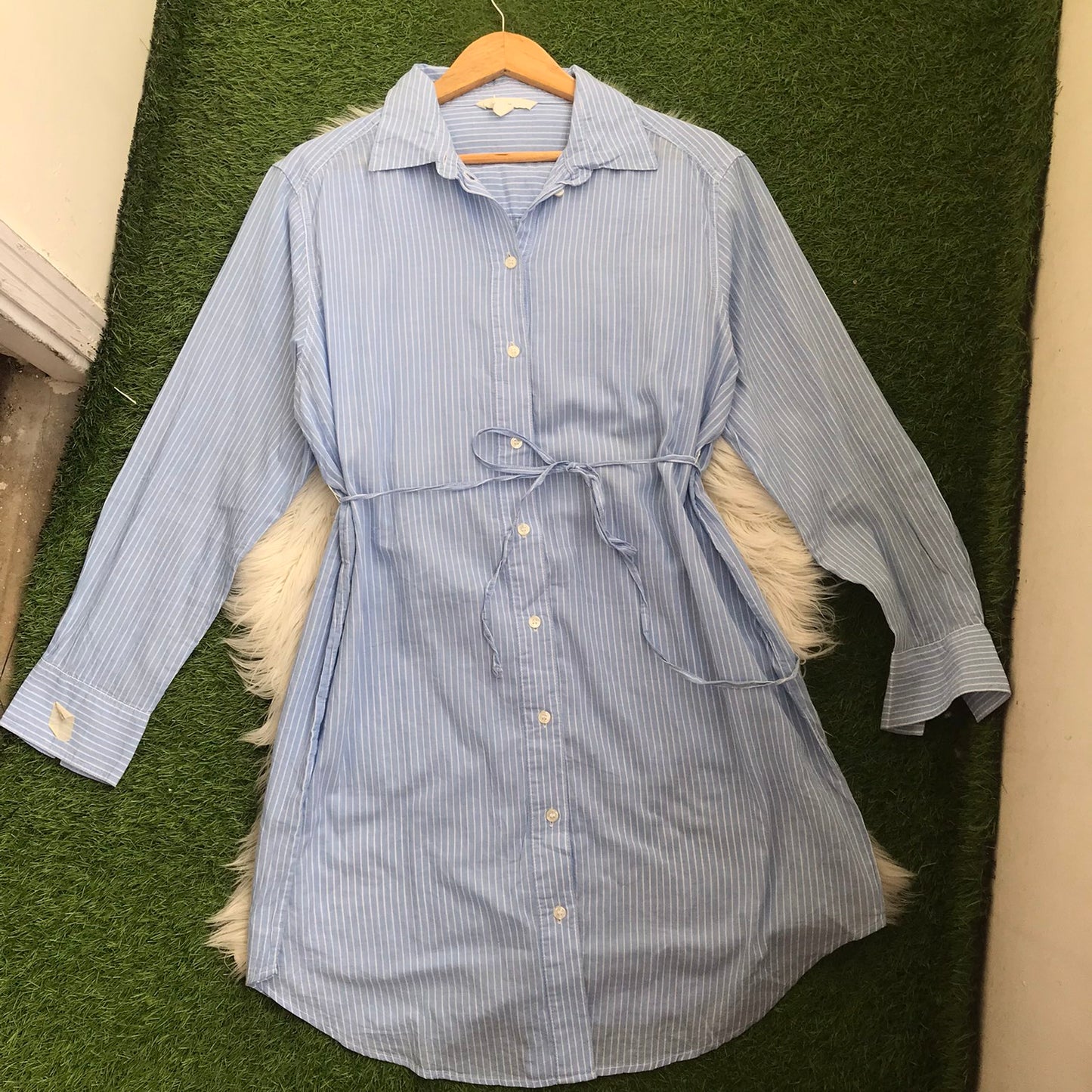 HnM button down