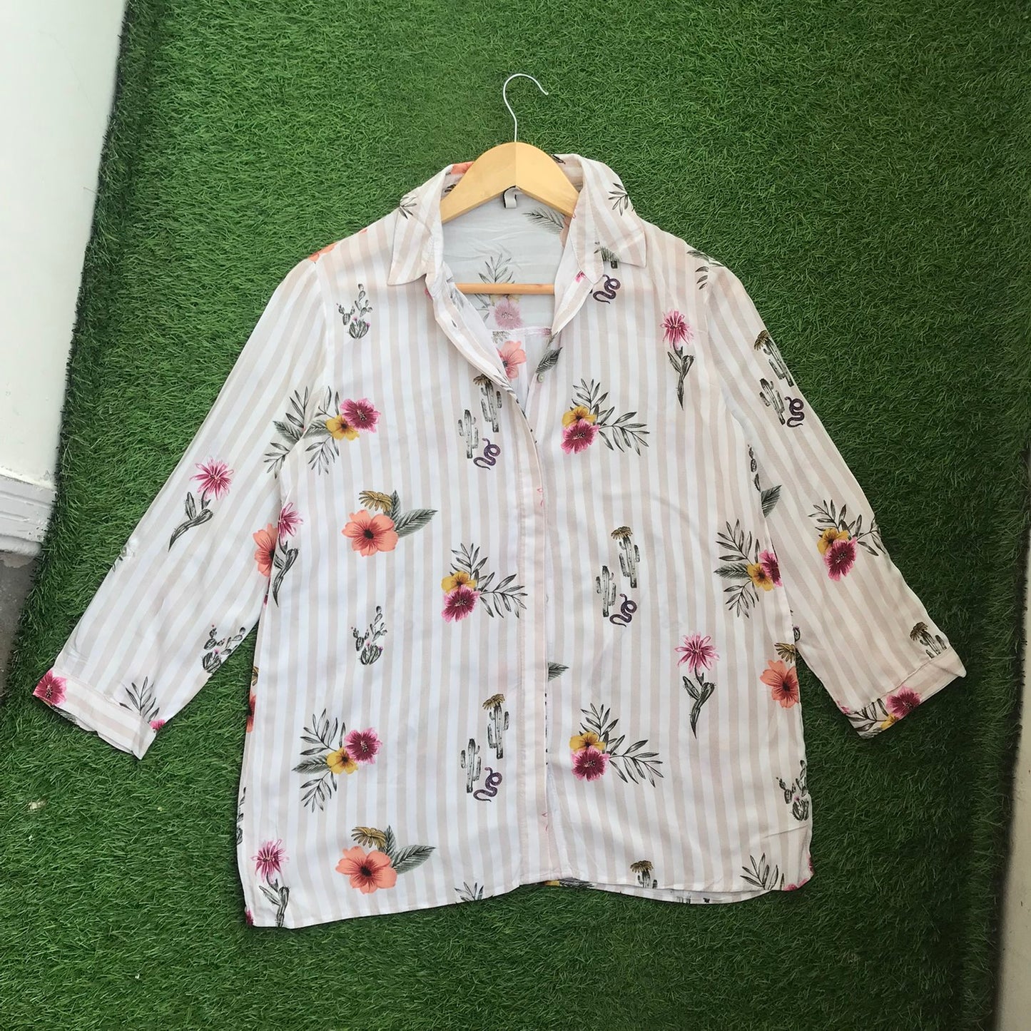 Stradivarius button down