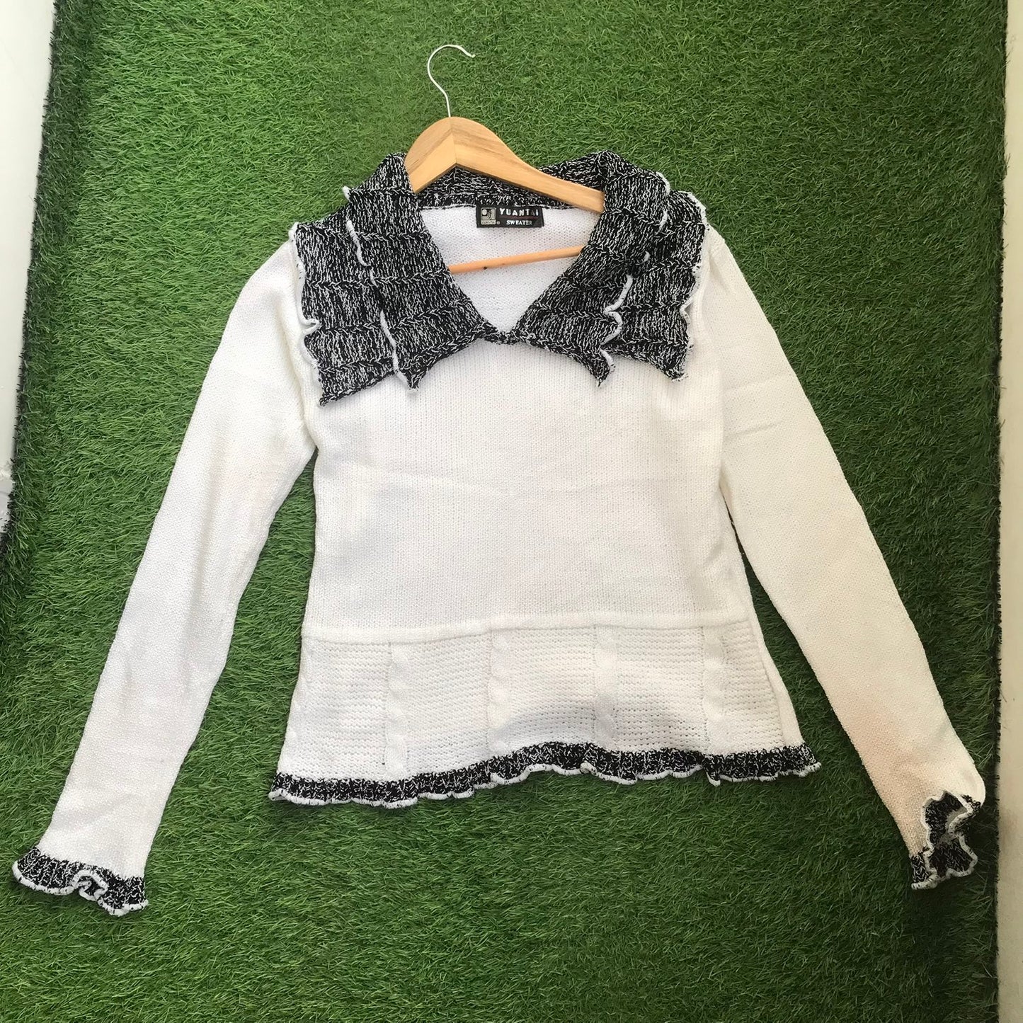 Sweater✨