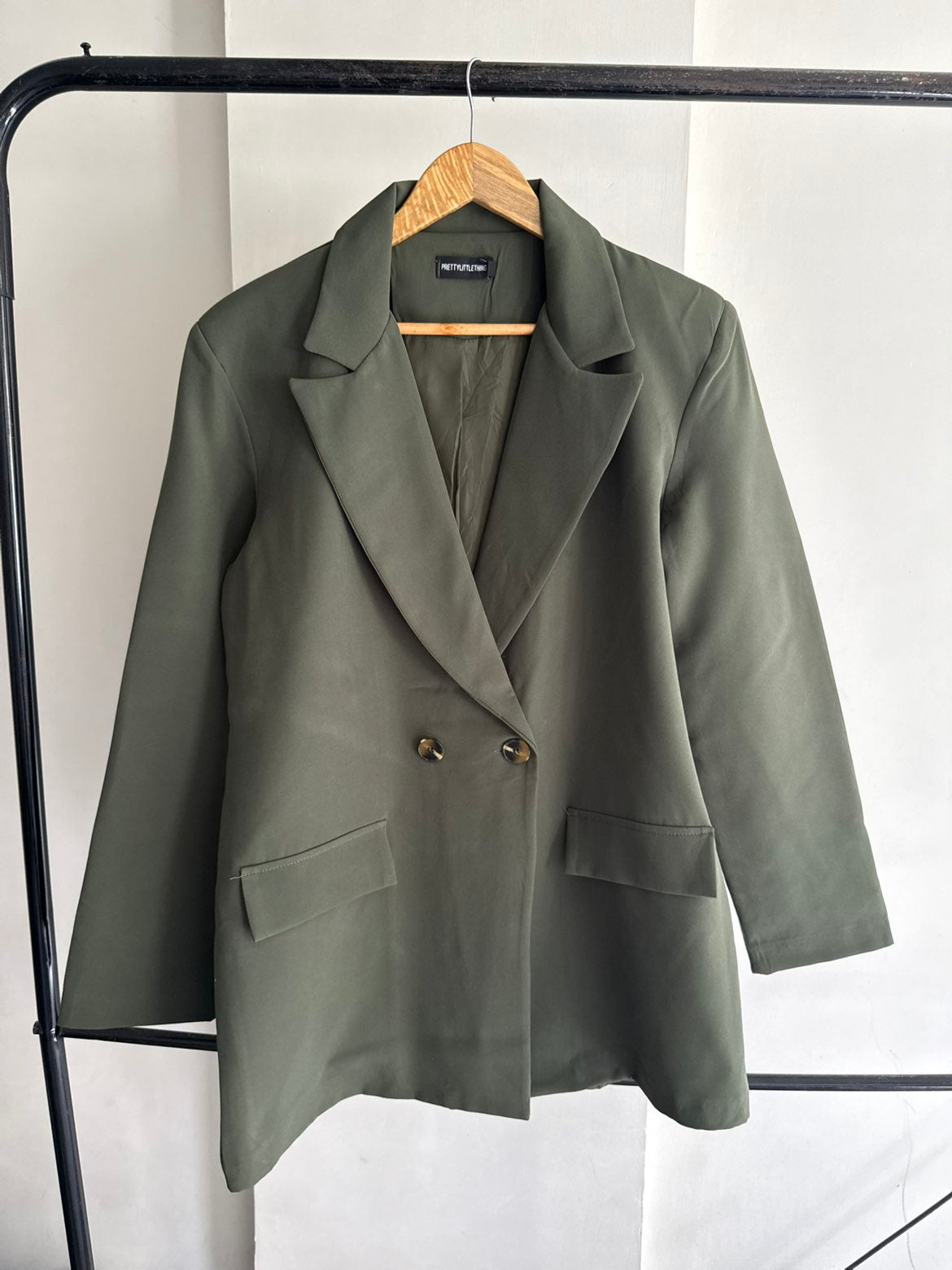 PRETTY LITTLE THINGS BLAZER