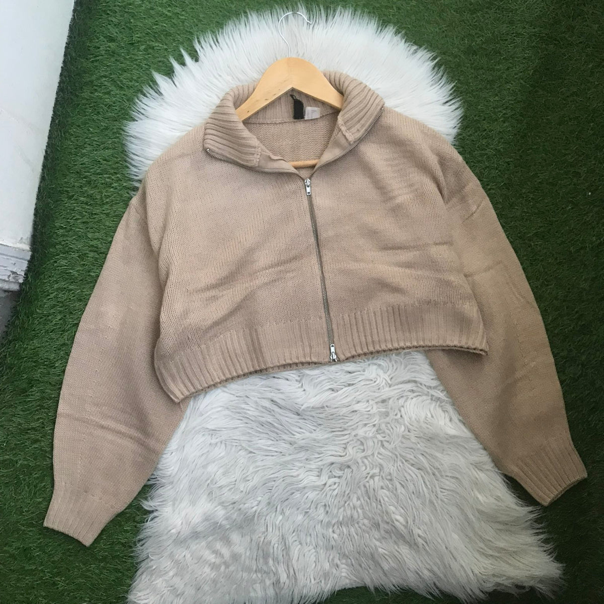HnM sweater