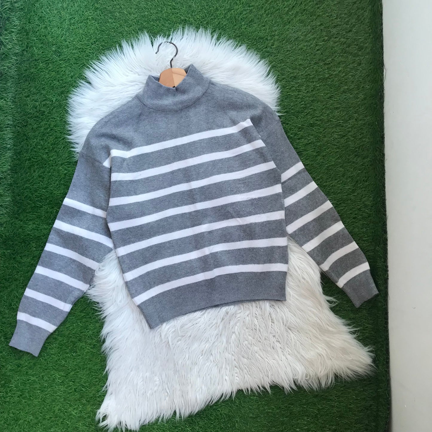 Bershka sweater