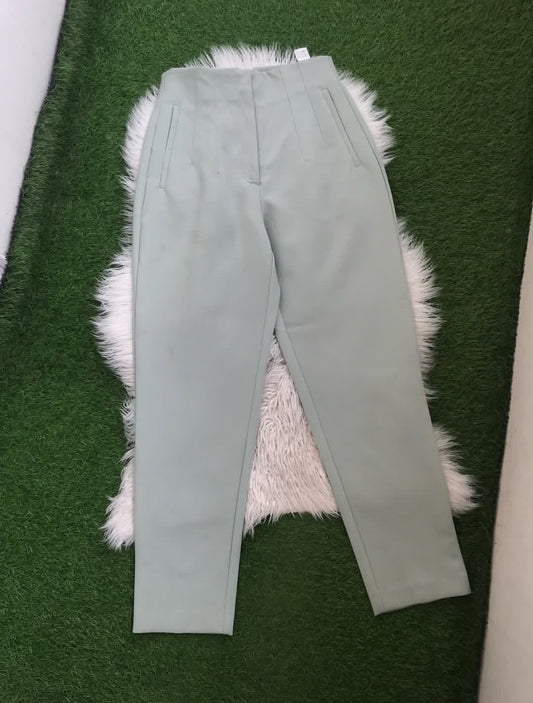 Light green zara pants(S)