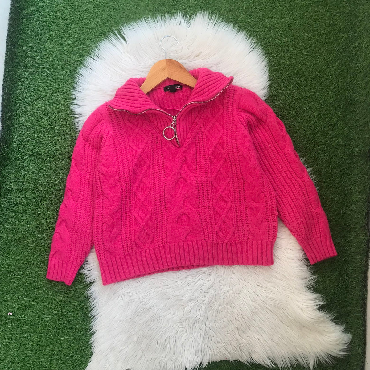 Zipper sweater