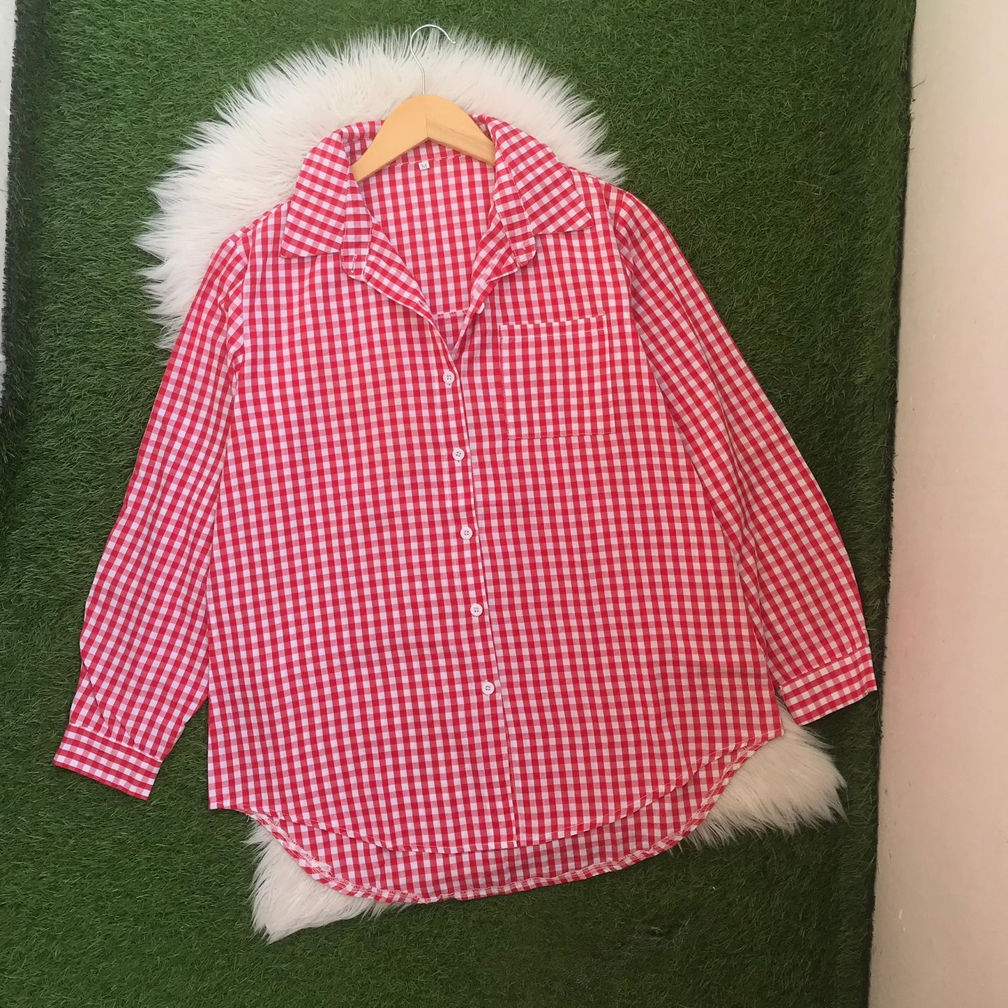 BUTTON DOWN