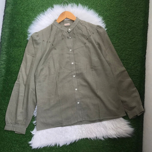 BUTTON DOWN