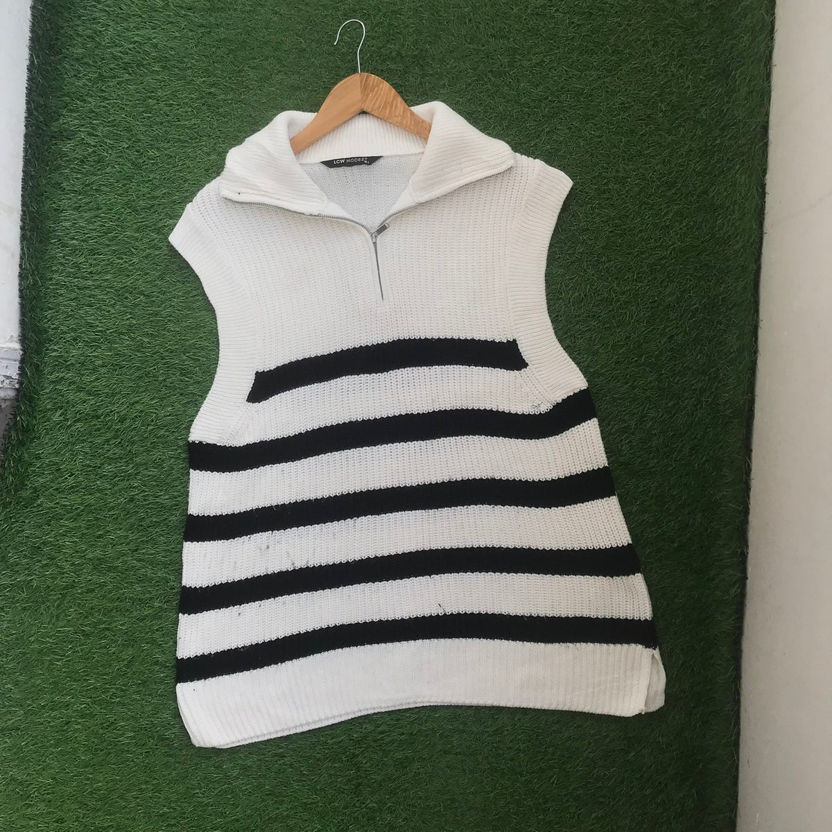 Zipper vest