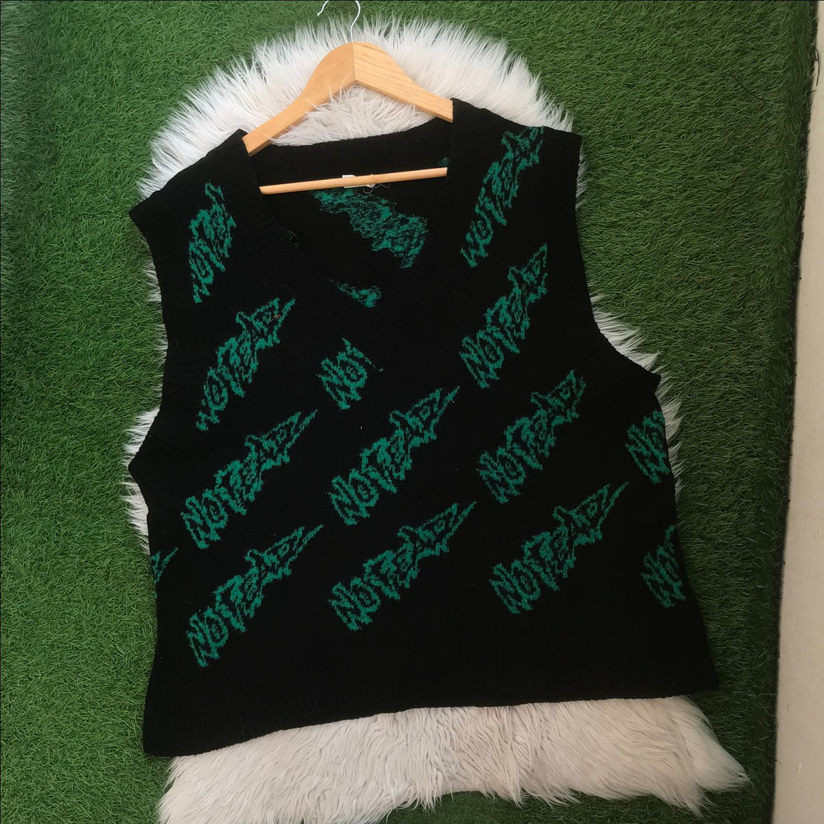 Vest sweater