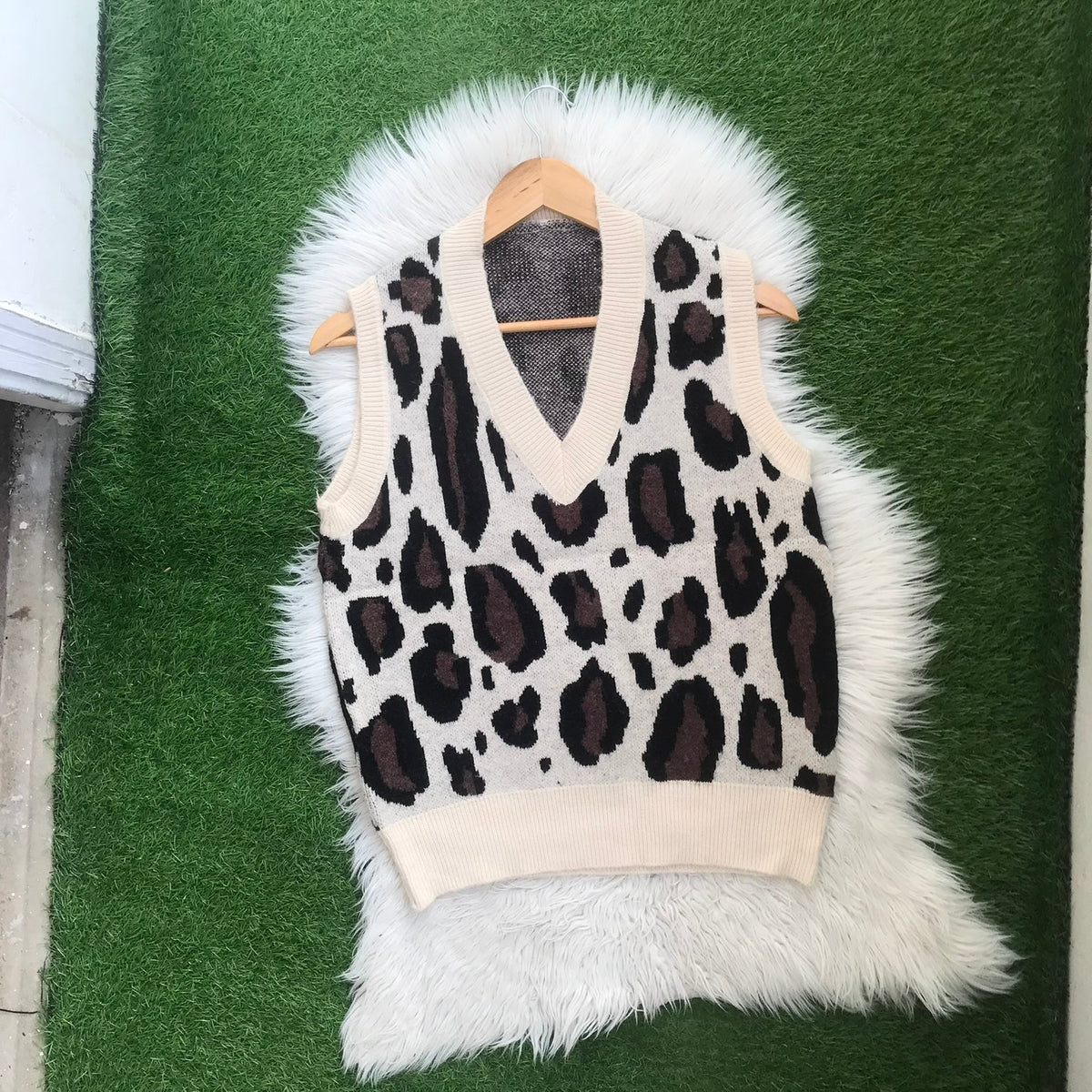 Vest sweater