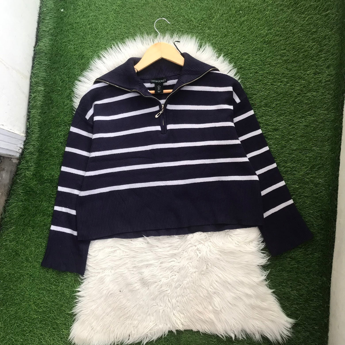 Zipper sweater