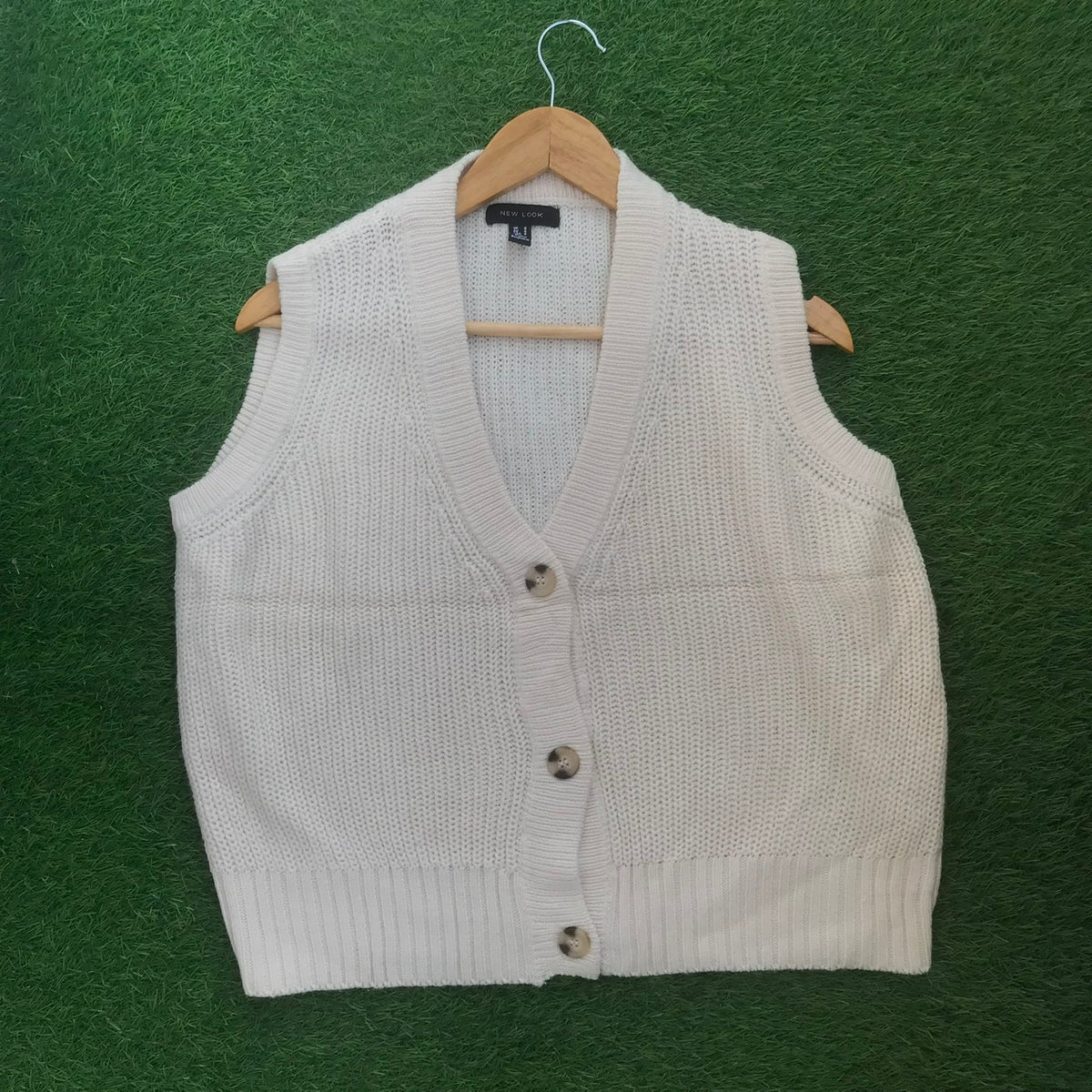 Newlook vest
