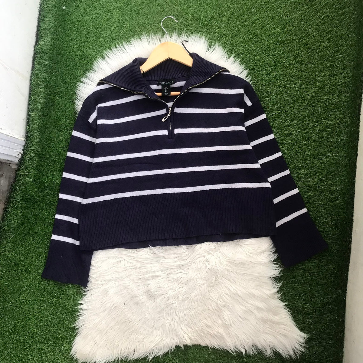 Zipper sweater