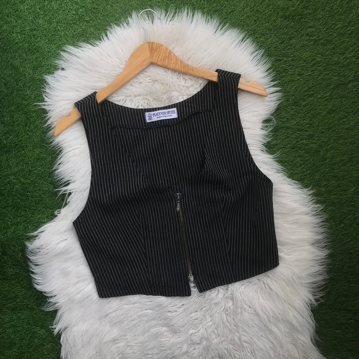 Vest🌷