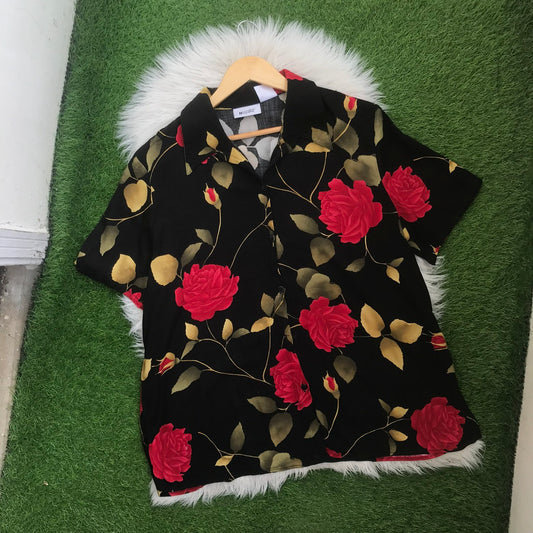 FLORAL BUTTON DOWN