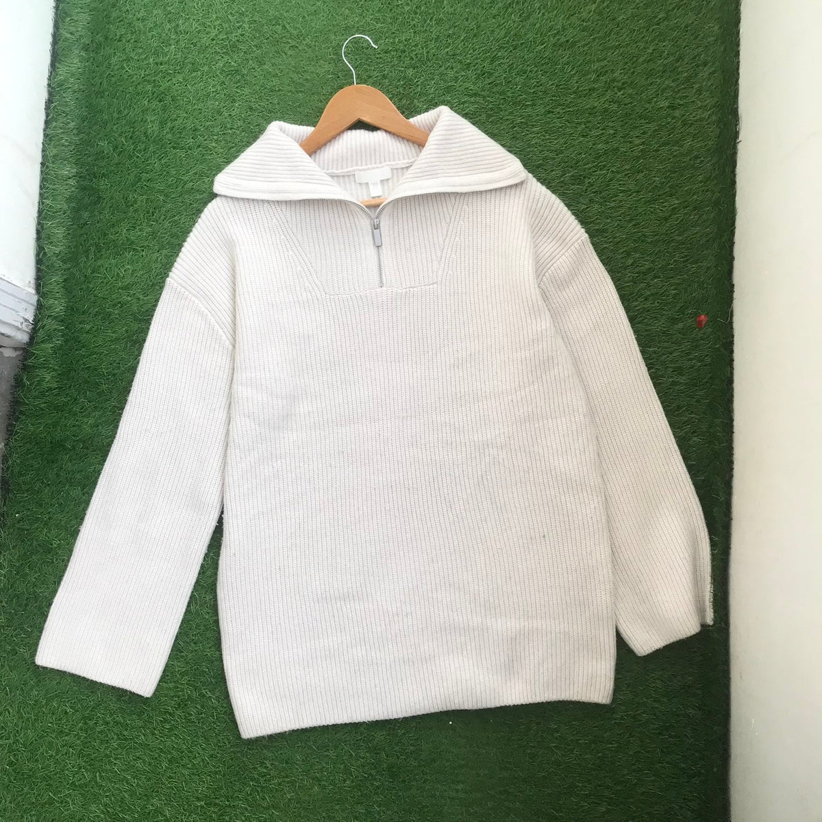 HnM zipper sweater