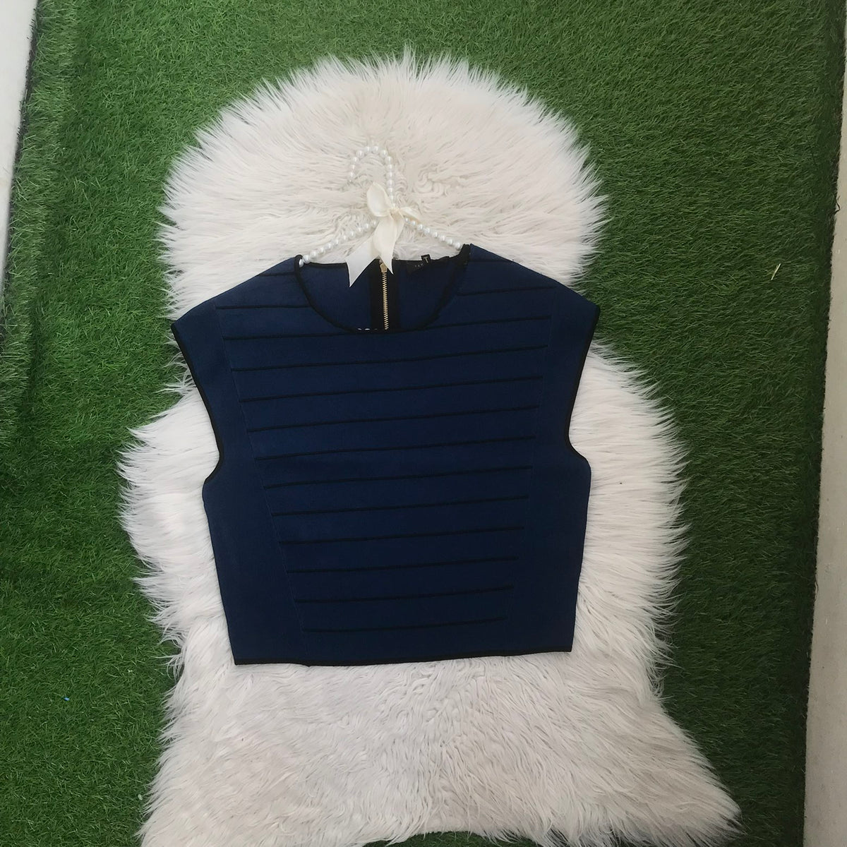 Vest sweater