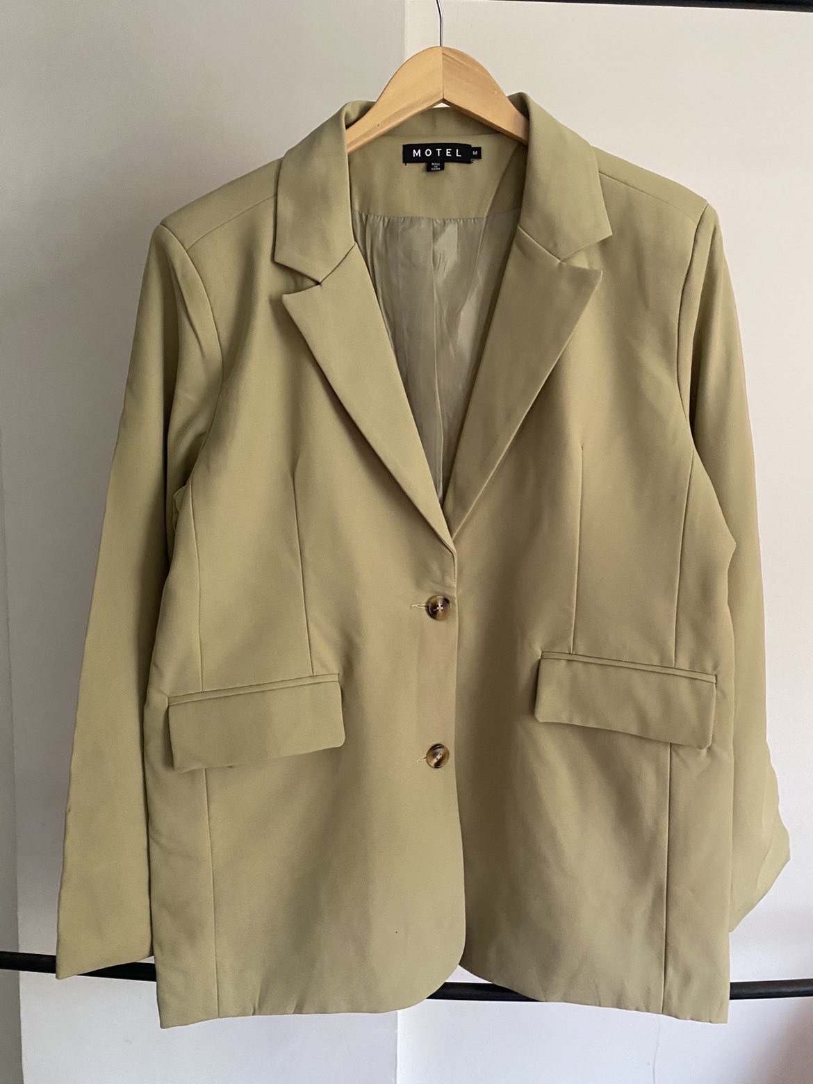 Motel Blazer