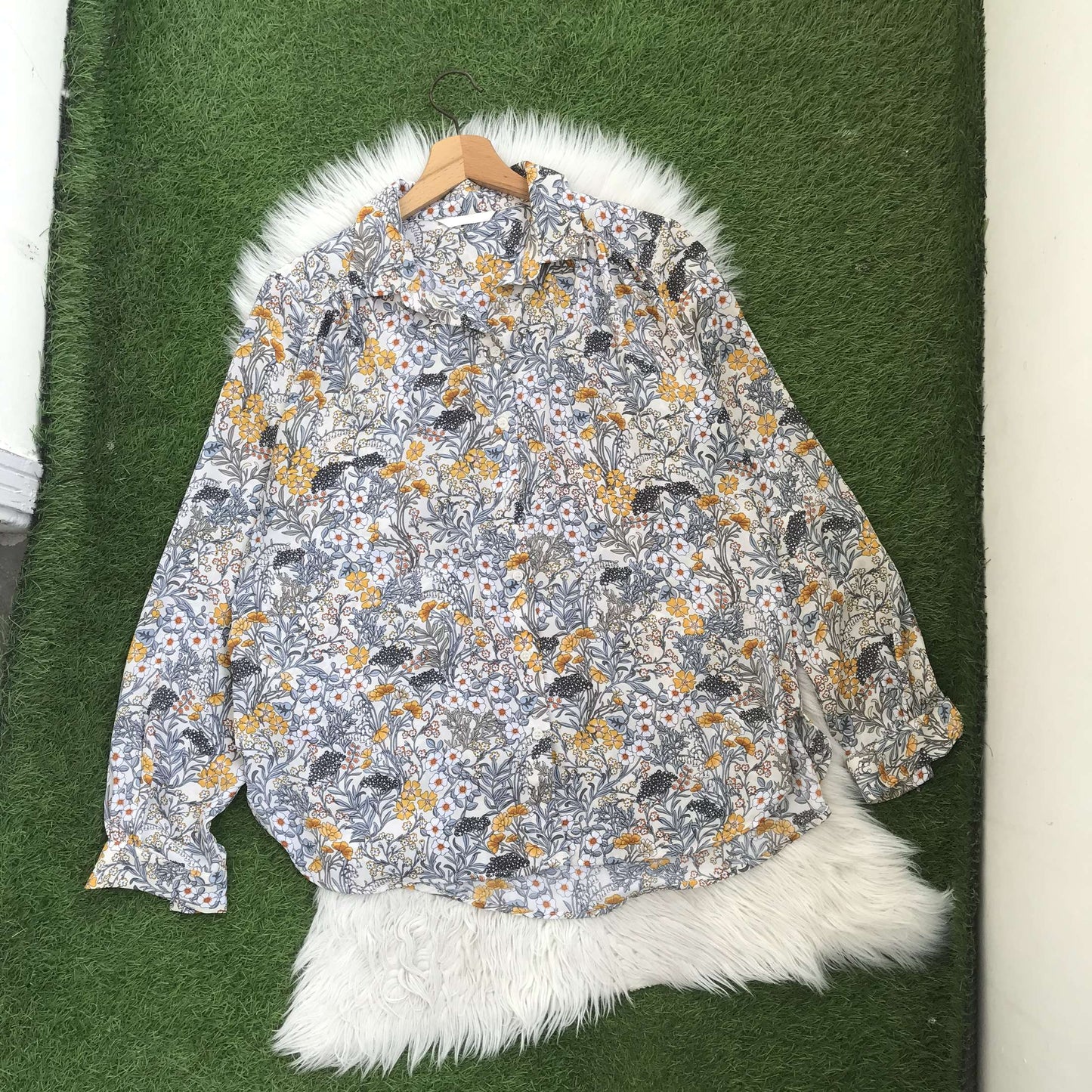 HnM button down