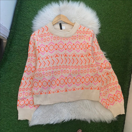 Printed HnM sweater🌟