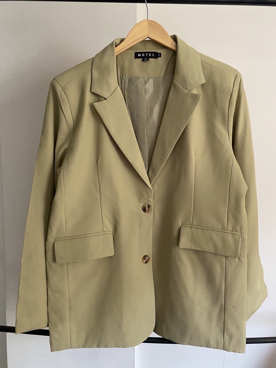 Motel Blazer