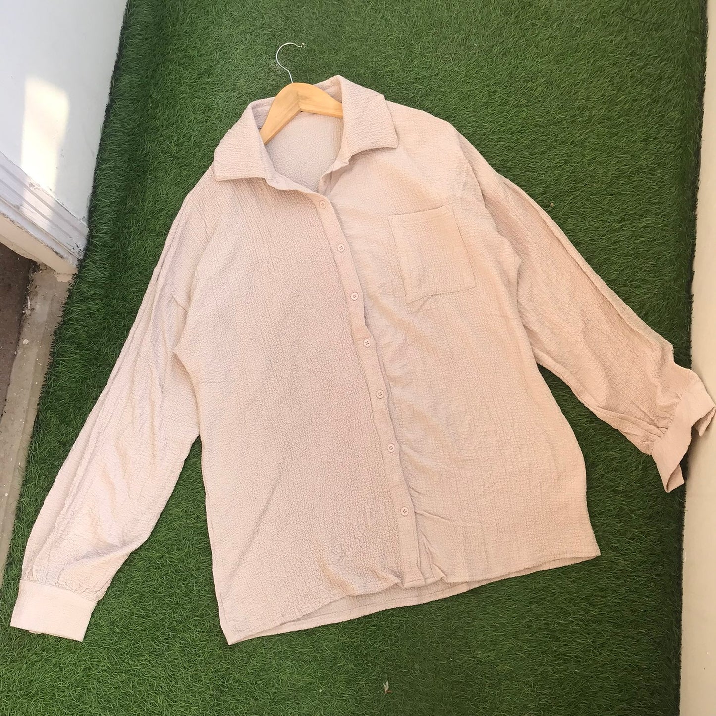 BUTTON DOWN
