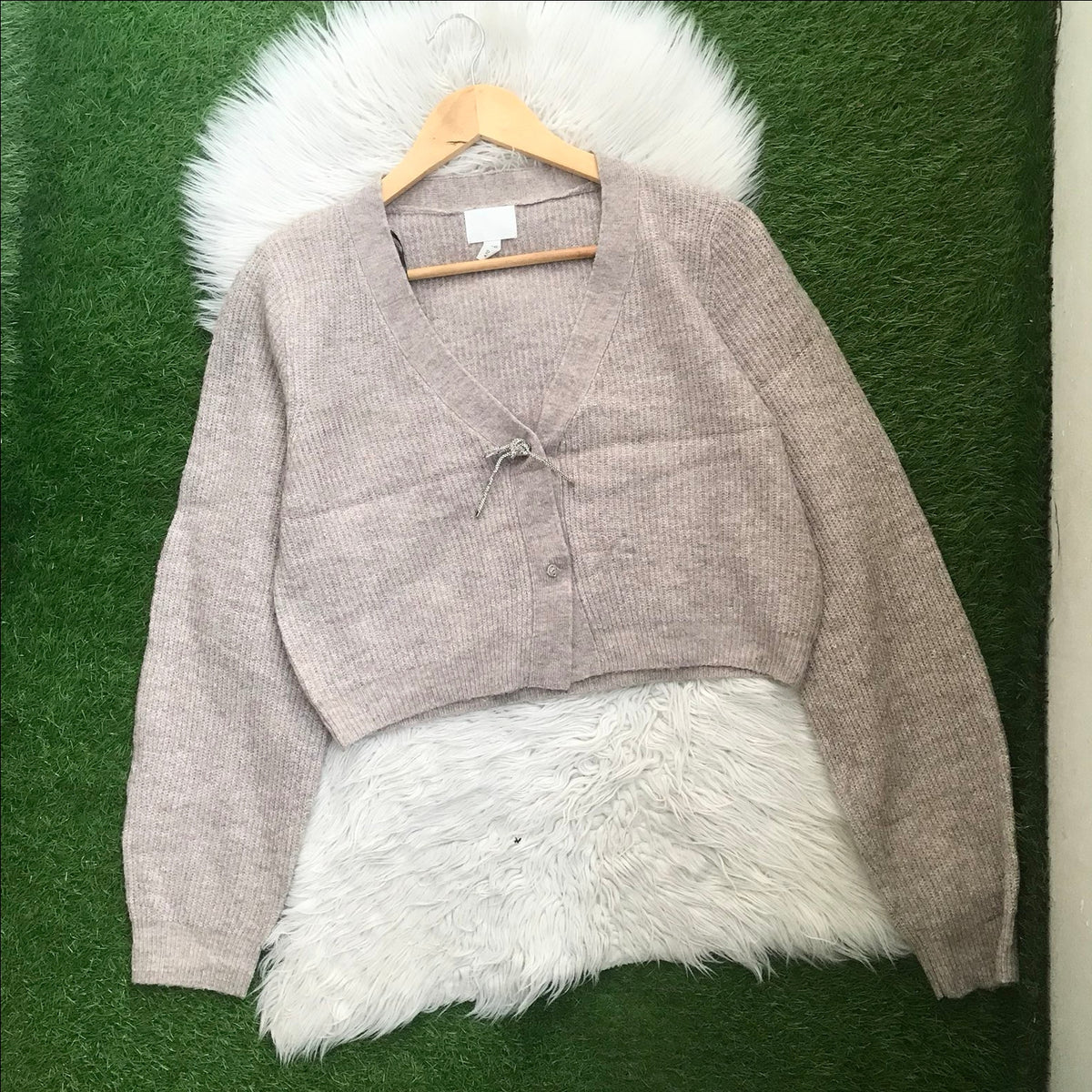 HnM sweater