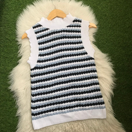 Vest sweater✨