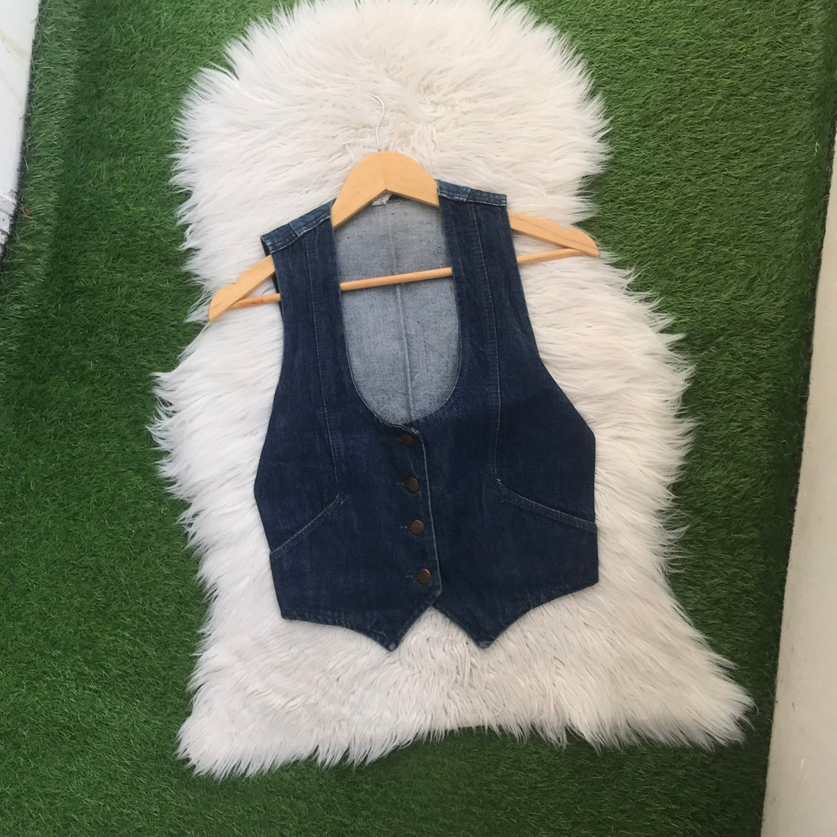 Vest🌷