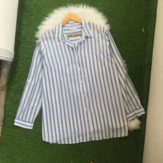 BUTTON DOWN