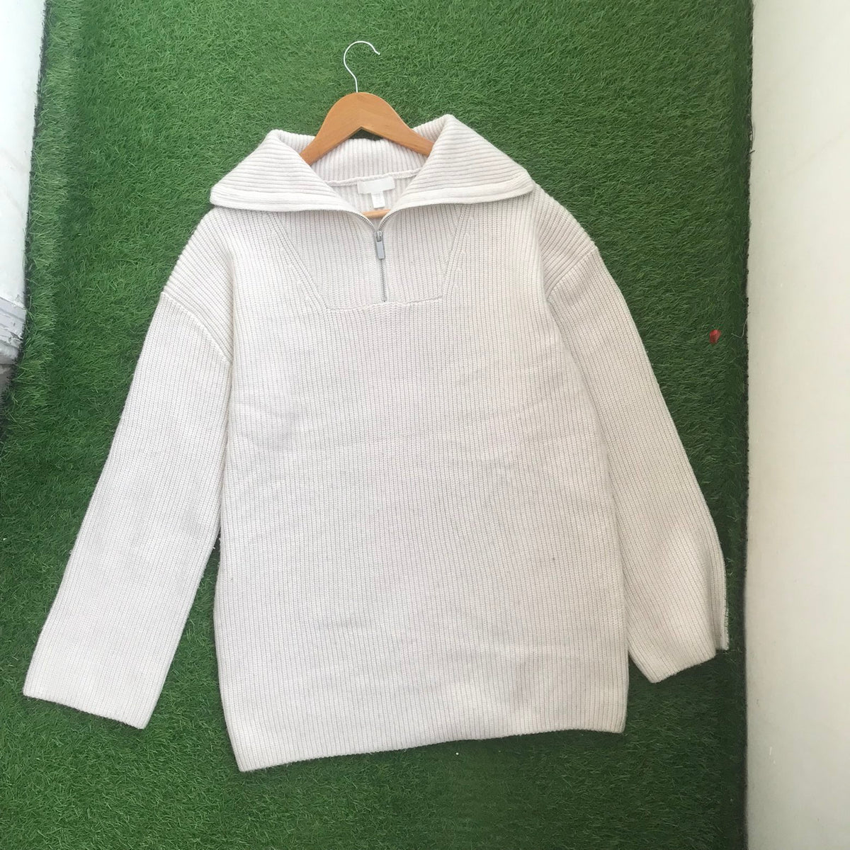 HnM zipper sweater