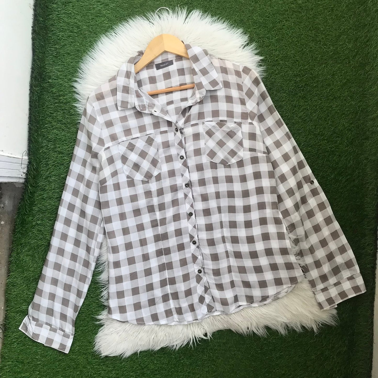 Yessica Button down