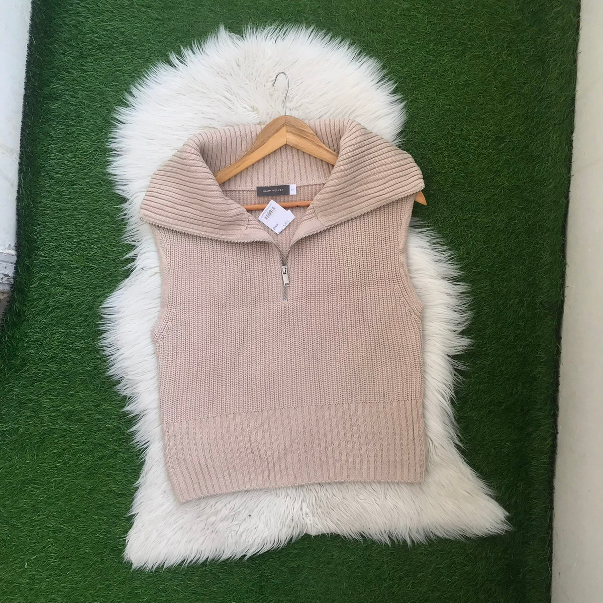 Zipper vest