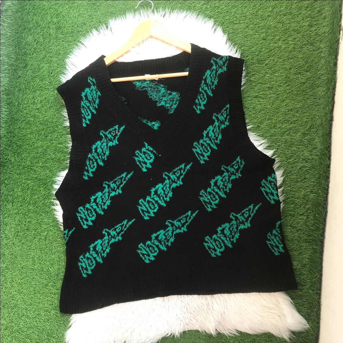 Vest sweater