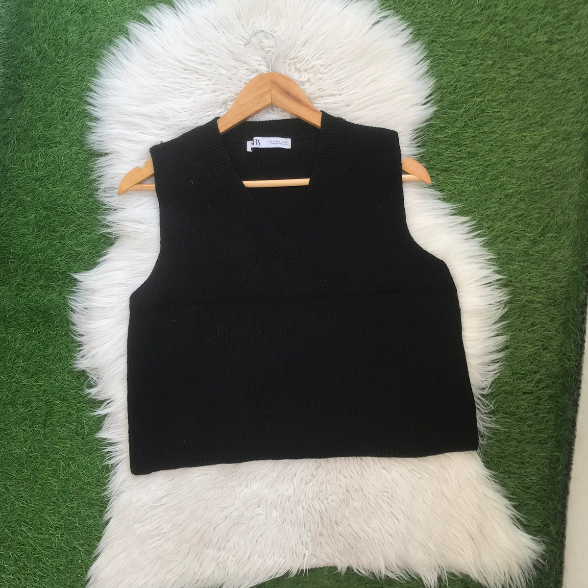 Zara vest sweater